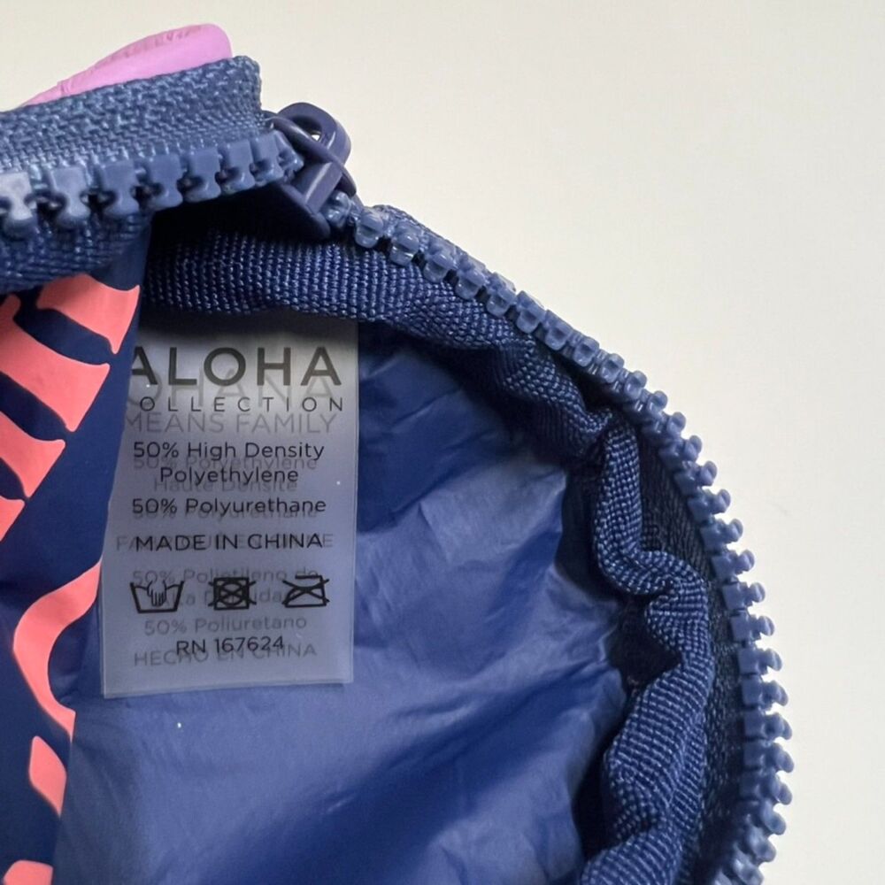 Aloha Collection Heipua Cutie Splash Proof Pouch - Picture 5 of 6